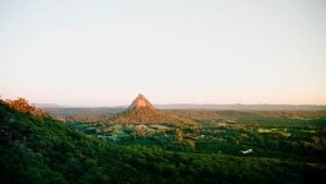 Glass House Mountains/Mount Ngungun - a stop on a road trip from Brisbane