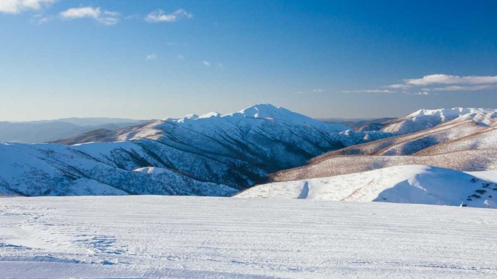 Top tips for driving Victoria's Great Alpine Road. Mount Feathertop.