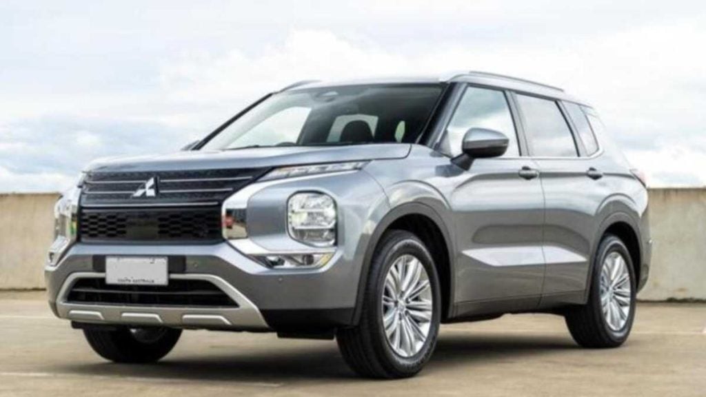 Mitsubishi OUTLANDER 2022 for hire on Turo in Sydney