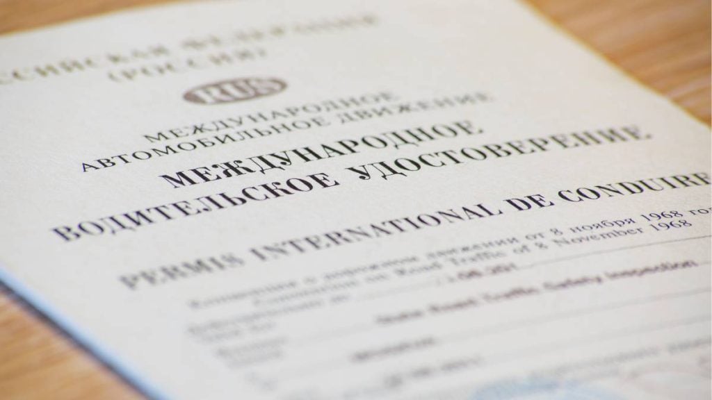 Driving in Australia with an International Drivers Permit (IDP)