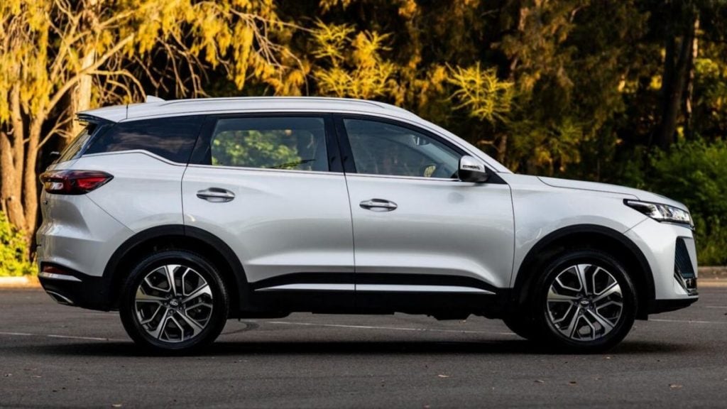 Melbourne to Darwin road trip: The ultimate drive guide. Chery Omoda 2024 for rent on Turo in Melbourne