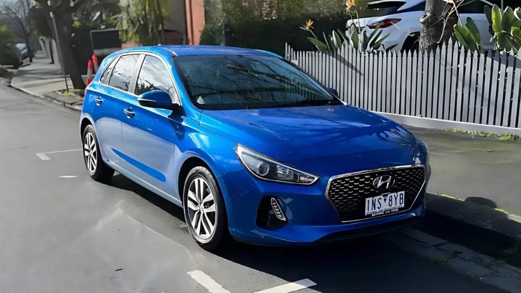 Hyundai i30 compact car rental in Melbourne