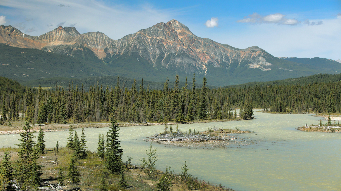 Calgary to Vancouver drive: The ultimate road trip guide. Jasper National Park, B.C.