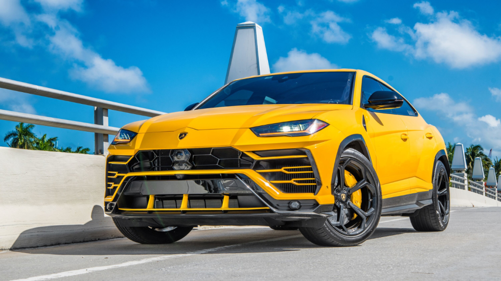 Browse Turo for the best car rentals for the Toronto to Miami drive.