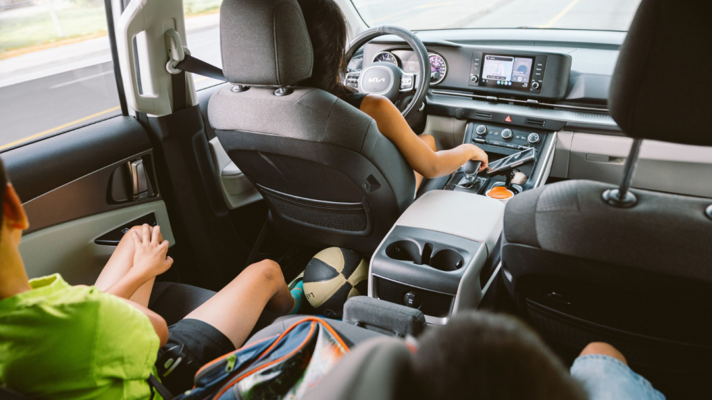 Find the perfect Ottawa rental car to drive to Montreal.
