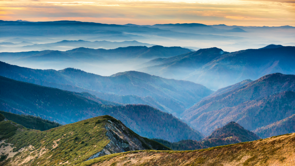 Toronto to Miami drive: The ultimate road trip guide. Blue Ridge Mountains, VA.