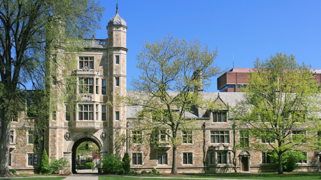 Toronto to Chicago drive: The ultimate road trip guide. University of Michigan, Ann Arbor, MI.