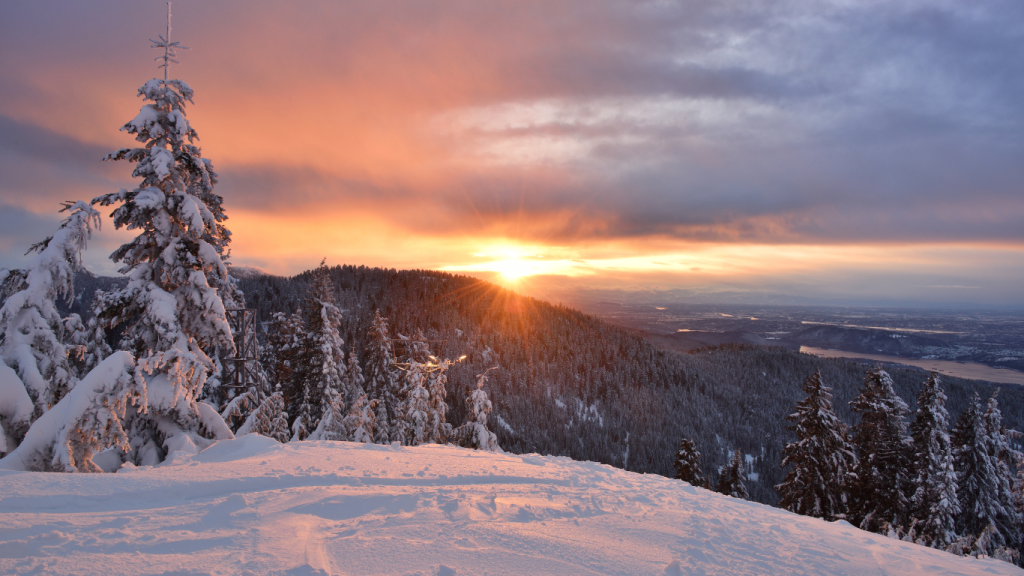 Top 5 things to do in Vancouver during winter: Skiing at Grouse Mountain, North Vancouver, BC.