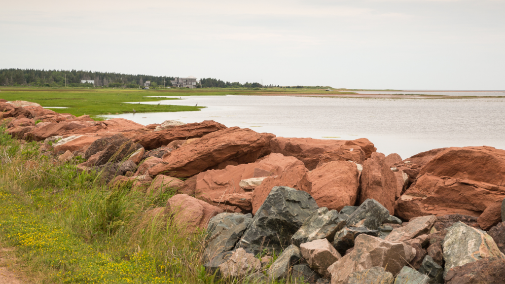 Top things to do in Prince Edward Island - best PEI hikes Robinsons Island trail system