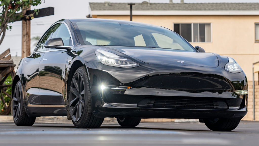 The best rental cars in Toronto for a road trip to Victoria.