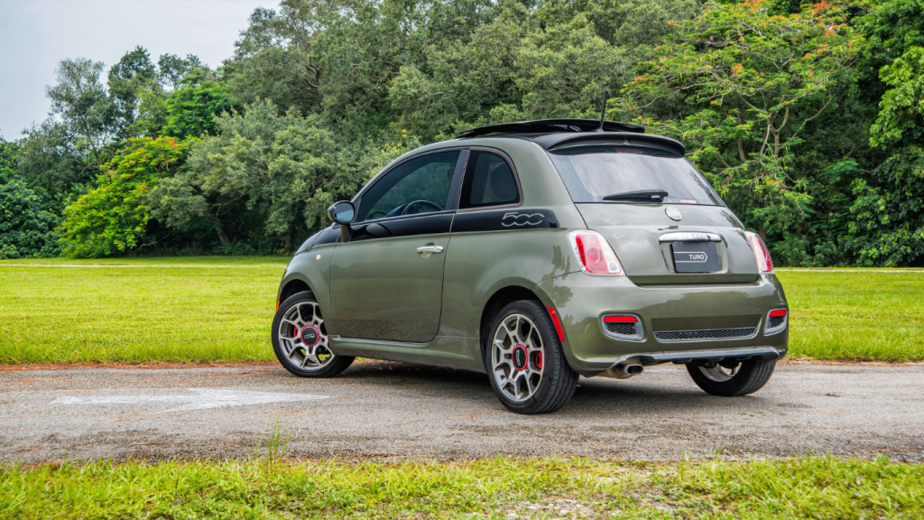 The best rental cars in Toronto for a road trip to Myrtle Beach.