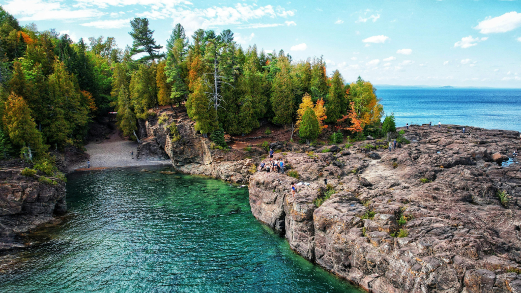 De Toronto à Tobermory en voiture : le guide ultime du voyage en voiture : parc national de la Péninsule-Bruce.