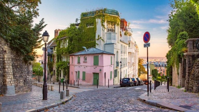 A complete guide to driving in France with a UK license