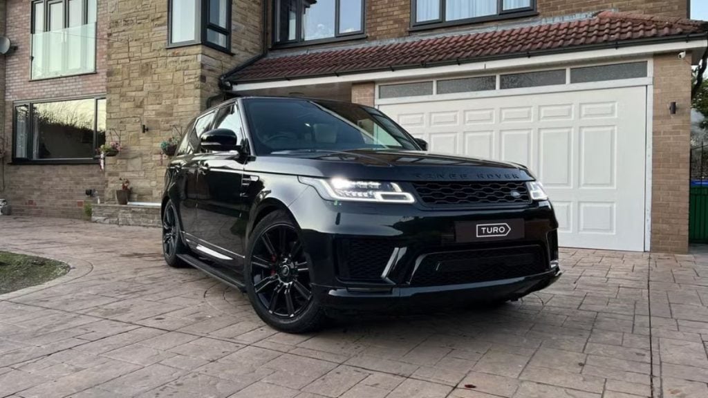 Land Rover Discovery rental in Scotland