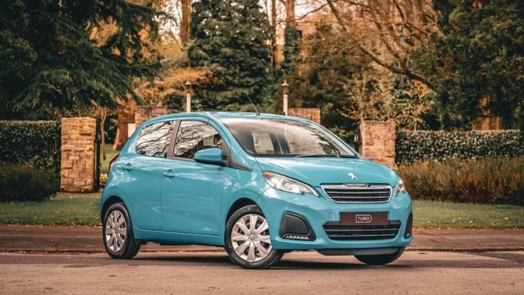 Hatchback car rental in Wales on Turo