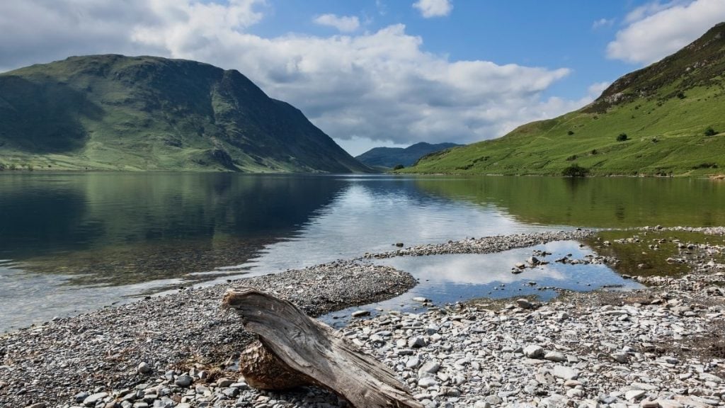 Crummock Water, Lake District, England