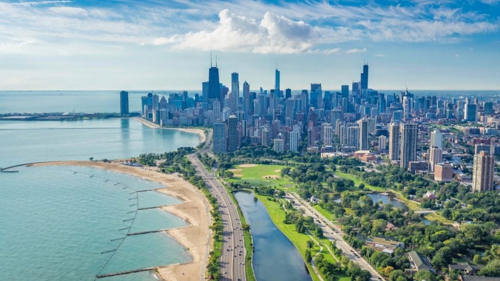Chicago skyline and Lake Michigan, Chicago, Illinois