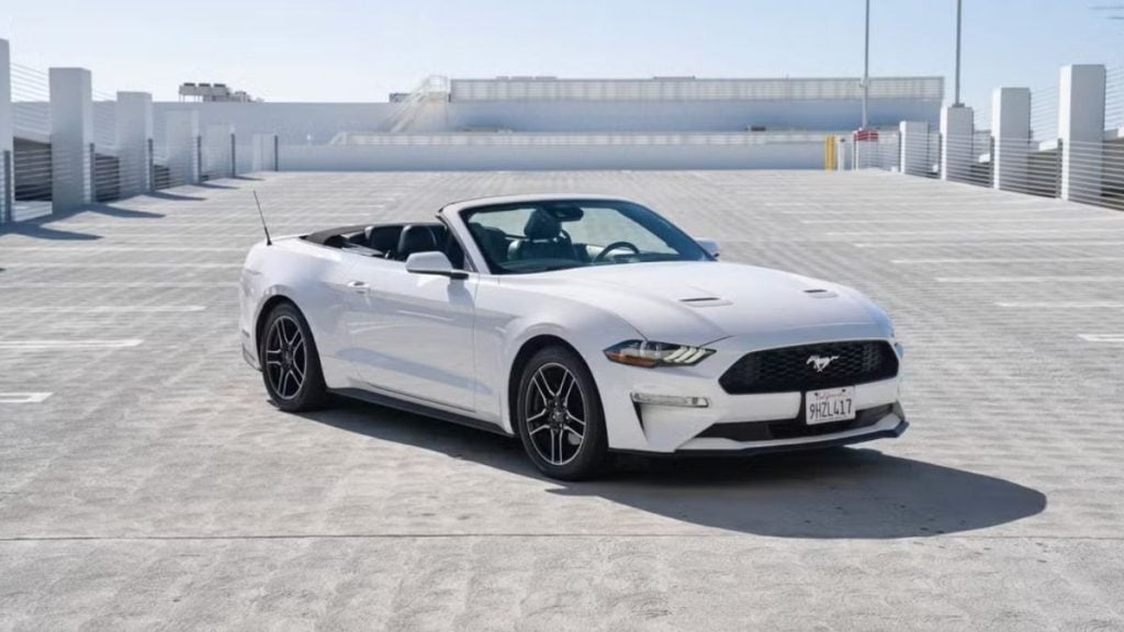 Ford Mustang car rental in Los Angeles on Turo