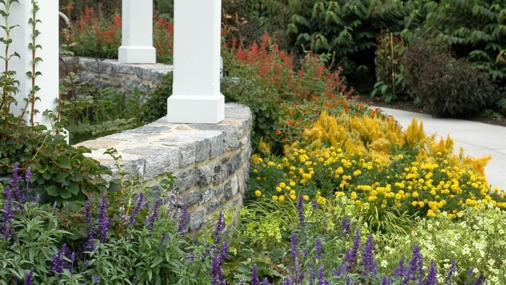 New York to Chicago drive. In photo: Hershey Gardens, Hershey, Pennsylvania