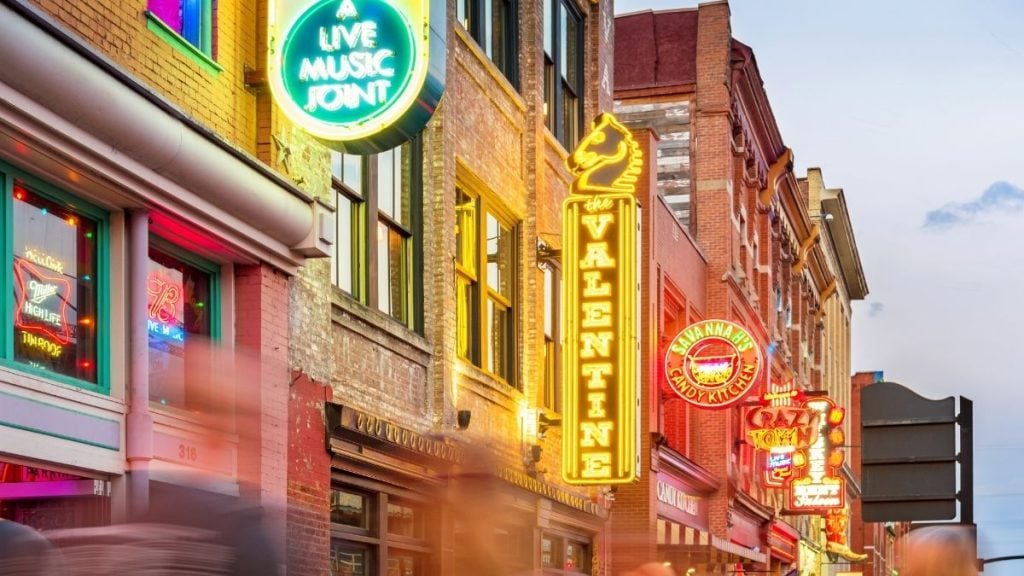Nashville to Atlanta Drive. In photo: Broadway, Nashville, Tennessee
