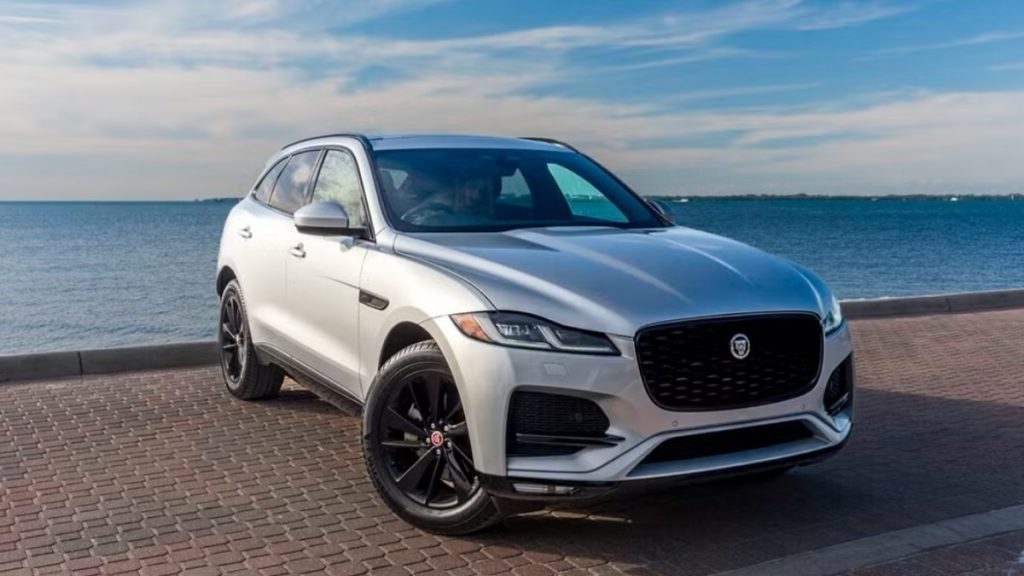 Jaguar F-PACE rental in Tampa on Turo