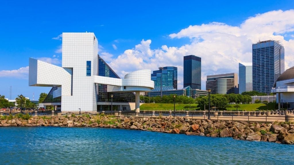 Chicago to New York drive. In photo: Rock & Roll Hall of Fame, Cleveland, Ohio