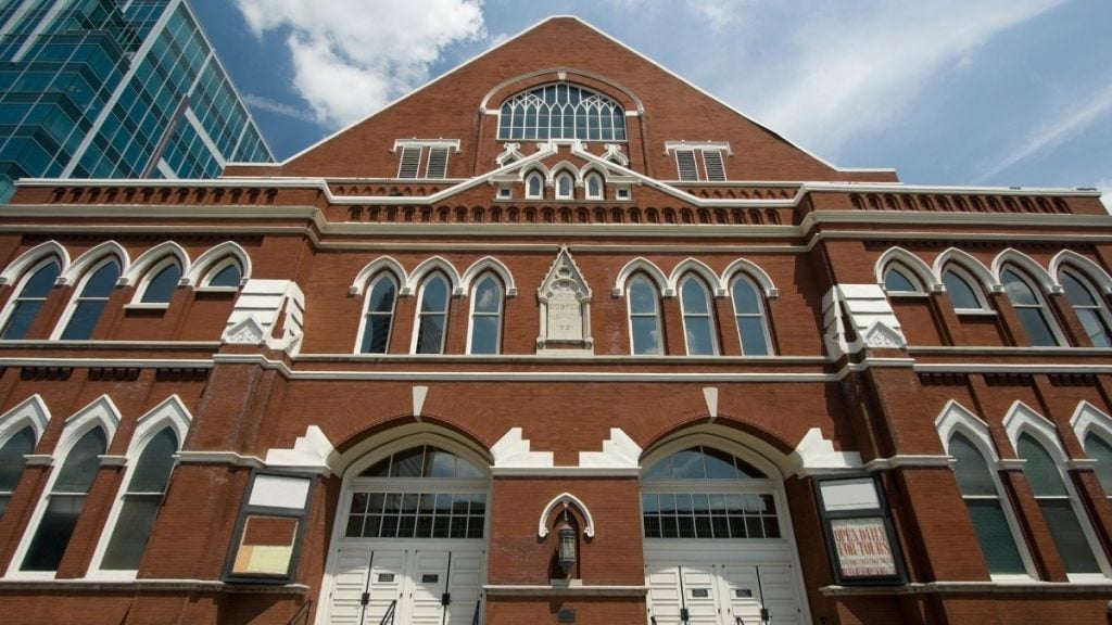 Chicago to Atlanta drive. In photo: Ryman Auditorium, Nashville, Tennessee