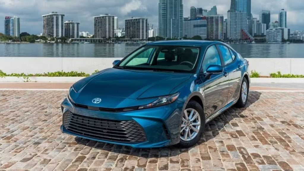 Toyota Camry Hybrid rental in Tampa on Turo