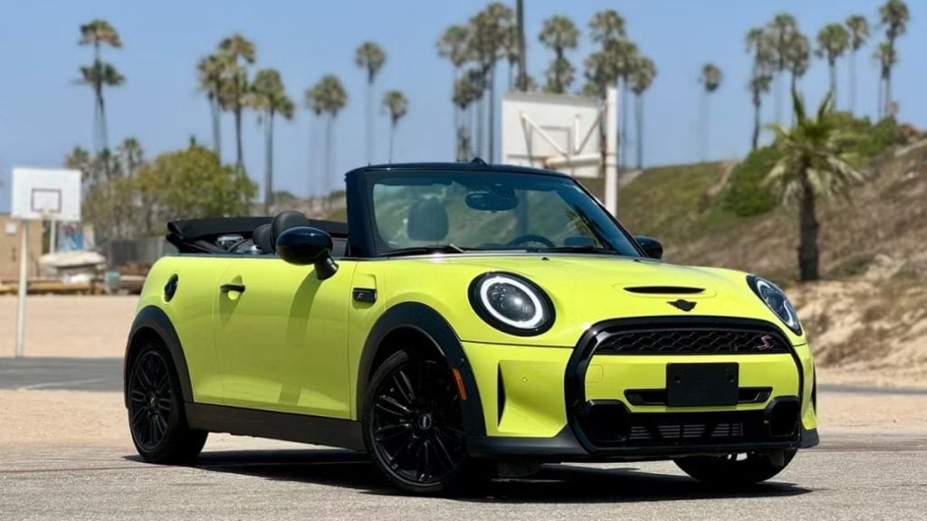 MINI Convertible rental in United States on Turo