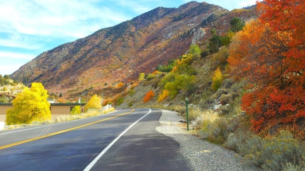 Salt Lake City (SLC) to Park City drive. In photo: Big Cottonwood Canyon, Salt Lake City, Utah