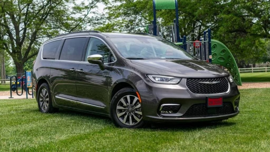 Chrysler Pacifica rental in Chicago, IL on Turo