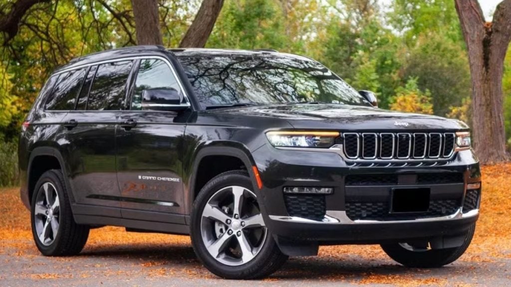 Jeep Grand Cherokee L rental in Chicago, IL on Turo