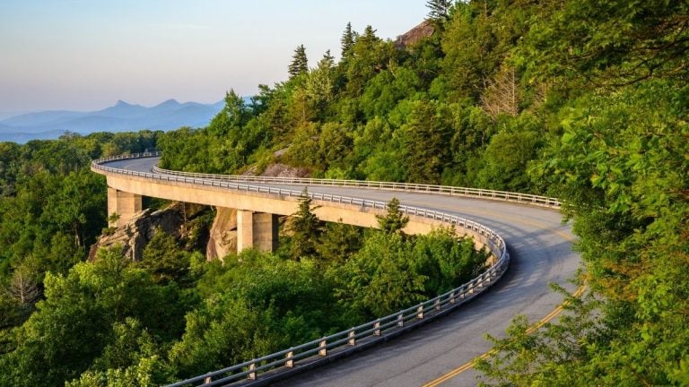 The ultimate Blue Ridge Parkway road trip guide