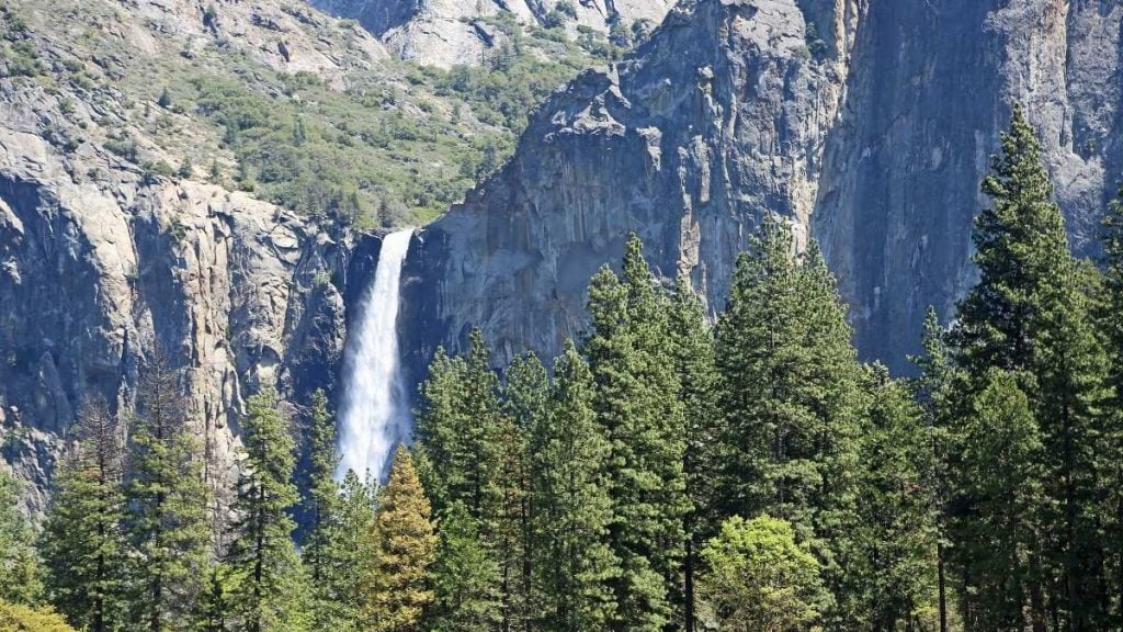 Bridalveil Fall, Yosemite National Park, California