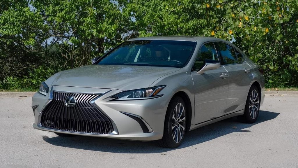 Lexus ES rental in Ohio on Turo