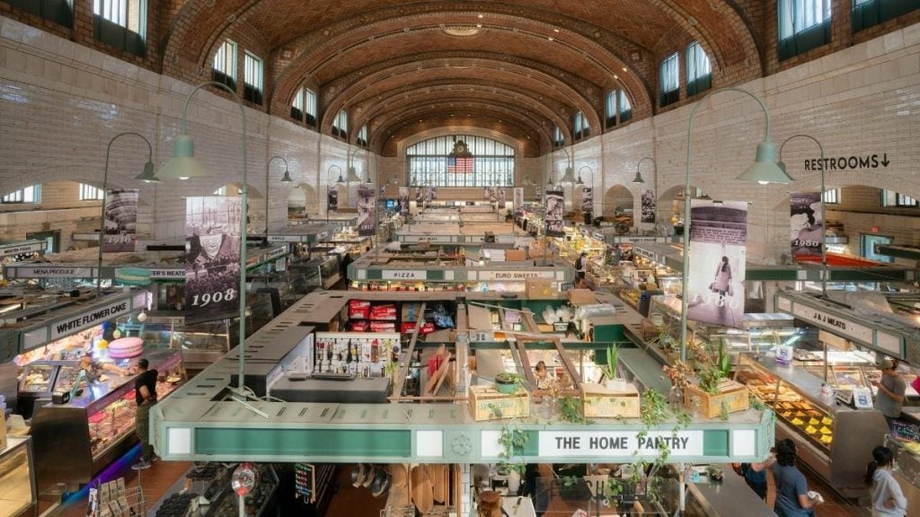 Things to see in Ohio: Your complete guide to the Buckeye State. In photo: West Side Market, Cleveland, Ohio