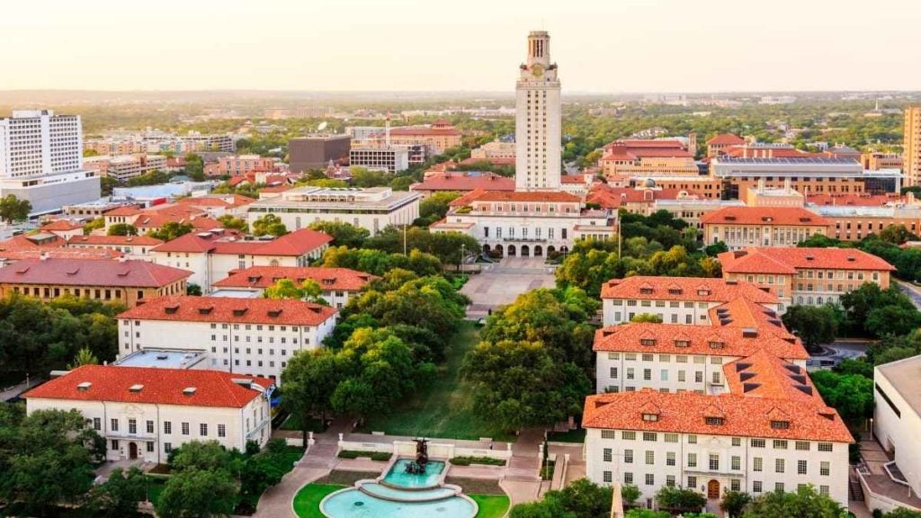 The best things to see in Austin. In photo: University of Texas at Austin, Austin, Texas