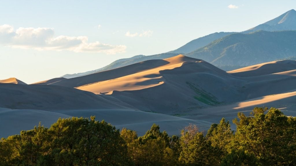 The best day trips from Denver. In photo: Great Sand Dunes National Park, Mosca, Colorado