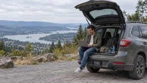 The best transportation options for digital nomads