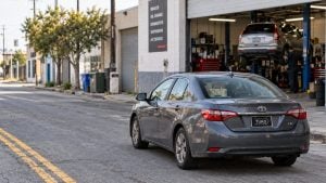 Transportation options during a long-term vehicle repair